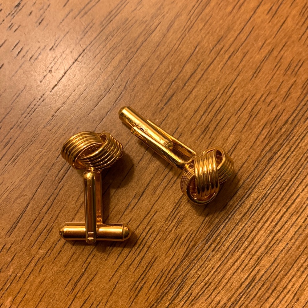 Vintage Gold Knot Cufflinks‎